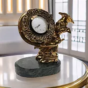 Настольные часы «Кулинар» с гномом и тортом — красивый подарок — фотография 1