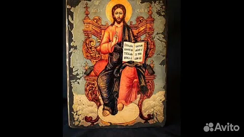 Икона деревянная "Спас-Вседержитель на троне" — оригинальный подарок