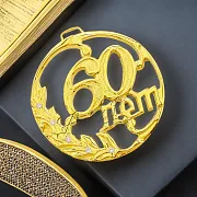 На память: Медаль «60 лет» с фианитом — фотография 1