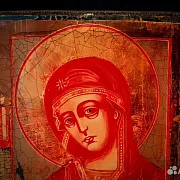 Подарочная икона Божией матери "Огневидная" дерево, ручная ра — фотография 4