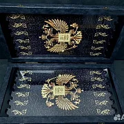 На память: Нарды под стеклом «Золотой Герб России» — фотография 3